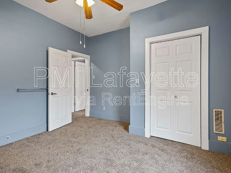 403 S East St — Photo 5