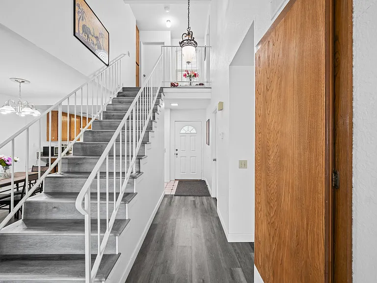 12168 Mount Vernon Ave — Photo 21