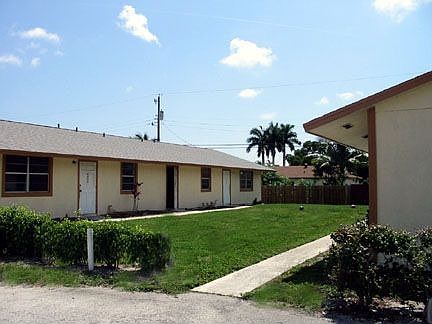 2nd image of 4326 Urquhart St