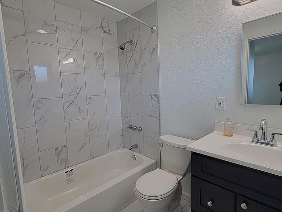 2nd image of 24881 Cactus Ave