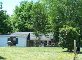 907 1/2 Halifax Rd, Danville, VA 24540