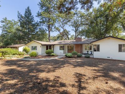 525 Keyes Avenue, Angwin, CA, 94508