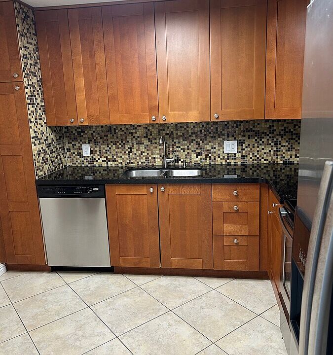 1st image of 2851 NE 183rd St APT 1507