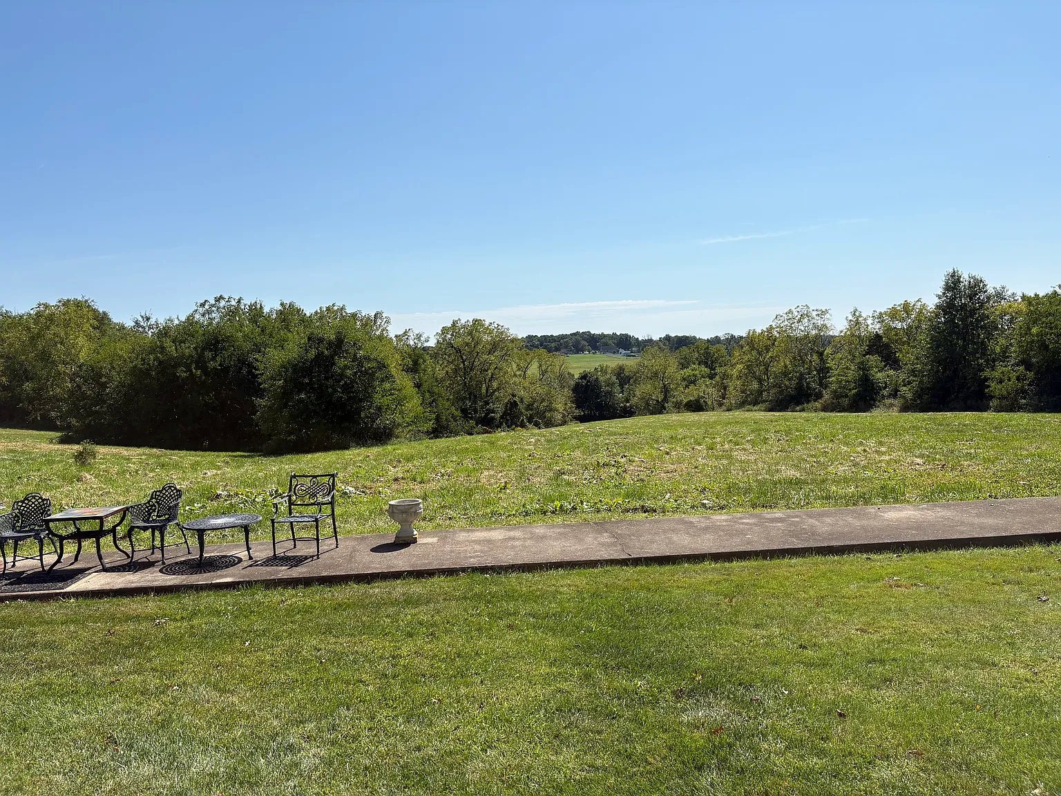 1 bed, $1,200 — Photo 2