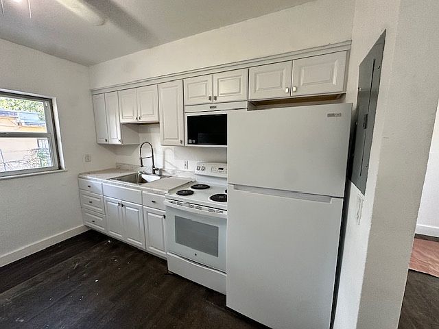 2nd image of 1402 NW 23rd Ave