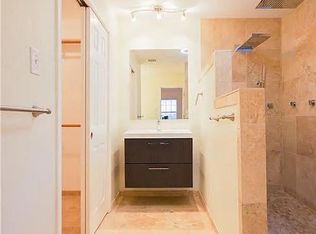 611 Hilltop Dr, Leander, TX 78641