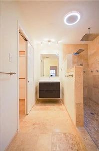 611 Hilltop Dr, Leander, TX, 78641