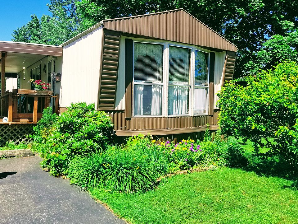 1st image of 2724 Green Hill Dr