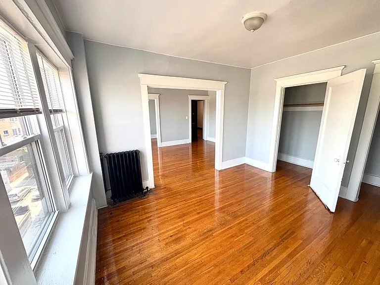 633 Prentis St — Photo 4