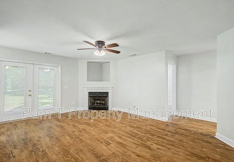 2305 Spivey Ave — Photo 4