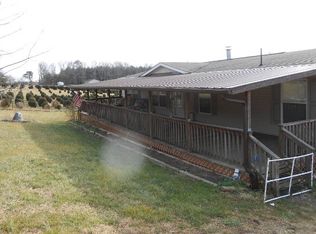 1692 Chestnut Grove Rd, Lambsburg, VA 24351