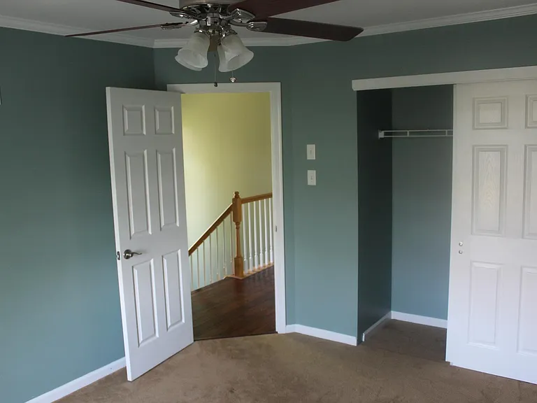 102 Whistling Swan Ln — Photo 12