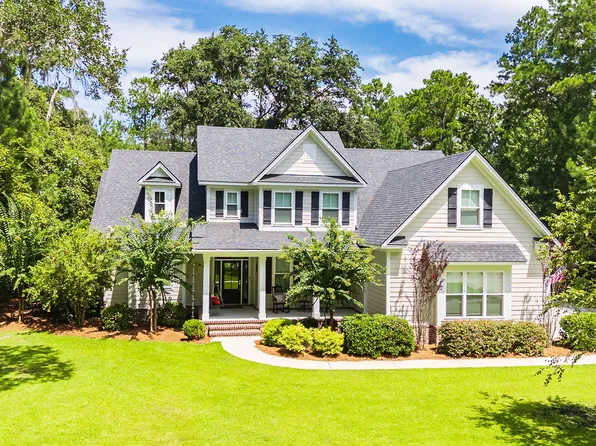 860 Saint Catherine Cir, Richmond Hill, GA 31324