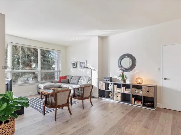 4925 Collins Ave APT 2H, Miami Beach, FL 33140