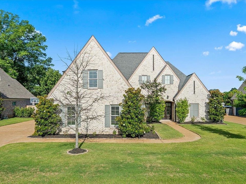 1st image of 1195 Monroe Hill Cir W