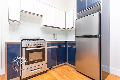 751 Dekalb Ave #2R Photo 1