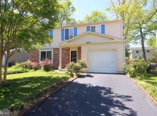 8273 Raindrop Way, Springfield, VA 22153