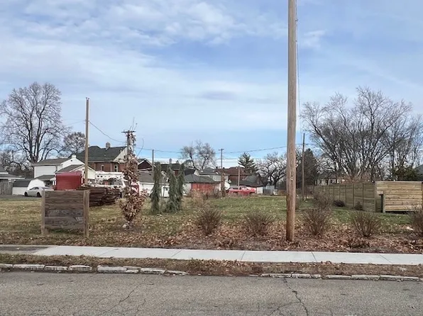 34 Pulaski St, Dayton, OH 45402