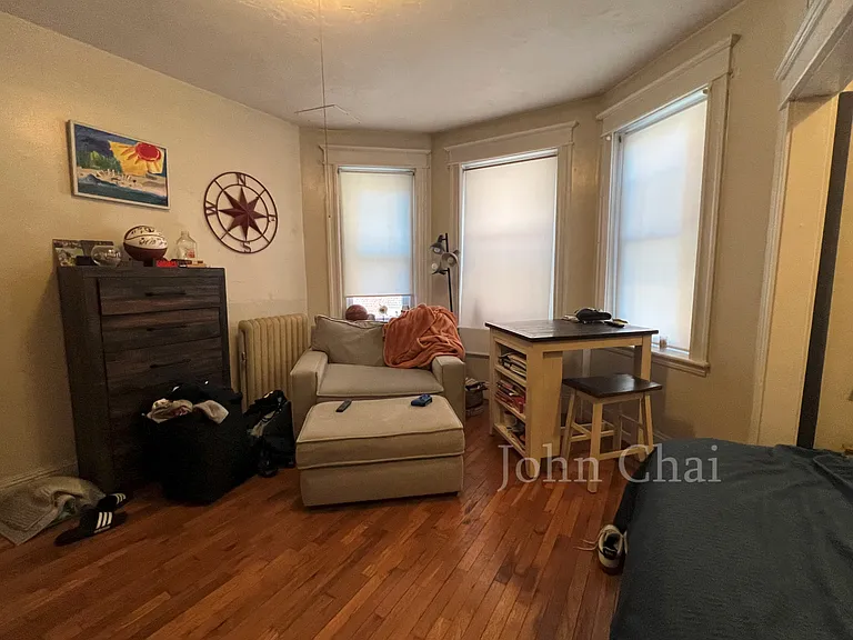 225 Kelton St #1 — Photo 10