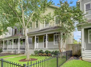 1012 W 15th 1/2 St, Houston, TX 77008