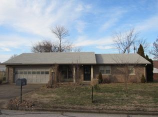 305 Riviera Dr, Mount Vernon, IN 47620