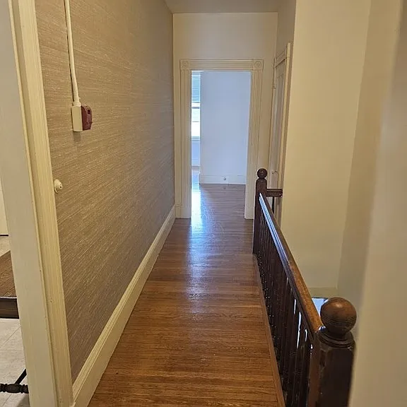 365 Washington St #5 — Photo 4