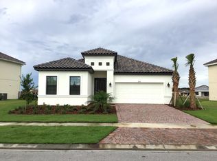 3930 Carrick Bend Dr, Kissimmee, FL 34746