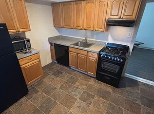 2817 W Queen Ln APT C, Philadelphia, PA 19129