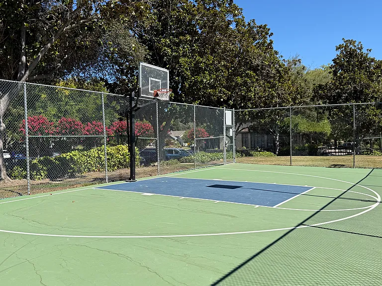 408 Old Orchard Ct — Photo 21