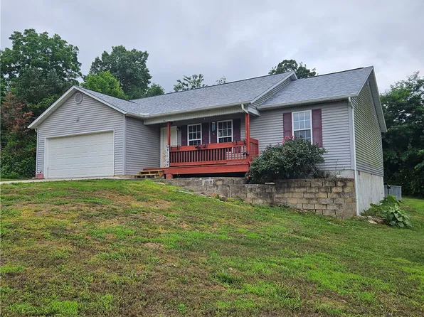 2 Miracle Ln, Western Grove, AR 72685