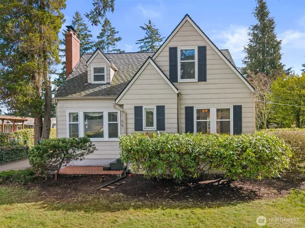 15408 22nd Avenue SW, Burien, WA 98166