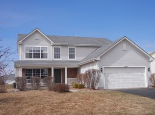 1358 S Janice Ln, Round Lake, IL 60073