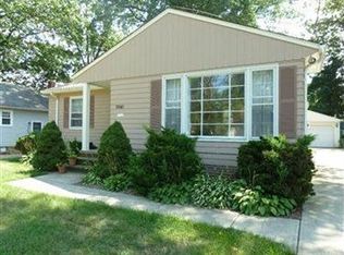 25607 Eaton Way, Bay Village, OH