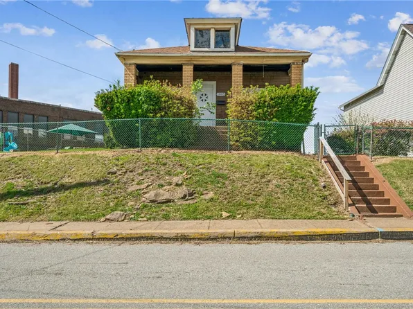 1805 Pallas St, Braddock, PA 15104