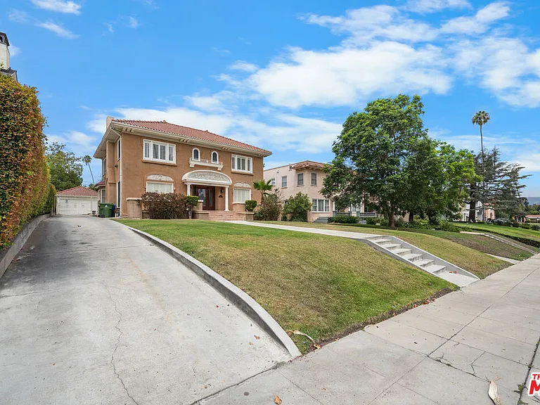 1231 S Saint Andrews Pl — Photo 41