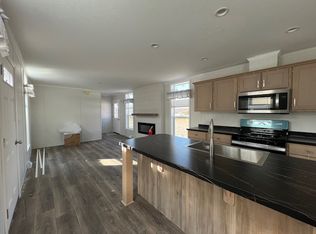 5 Whispering Pines Dr, Lisbon, ME 04250