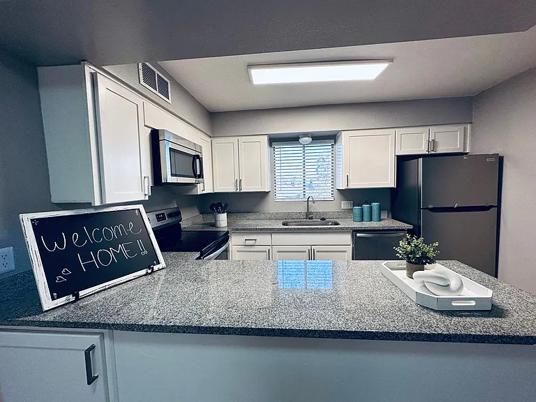 Station 19 Apartments — Photo 3