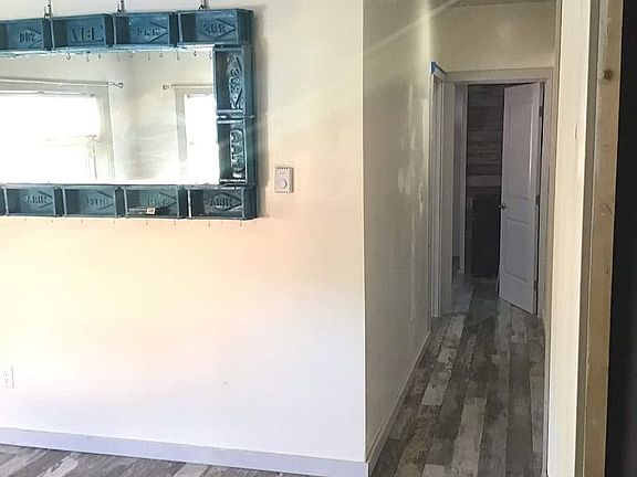 Office/Hall to x2 rooms