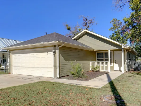 1212 Elmira St, Weatherford, TX 76086
