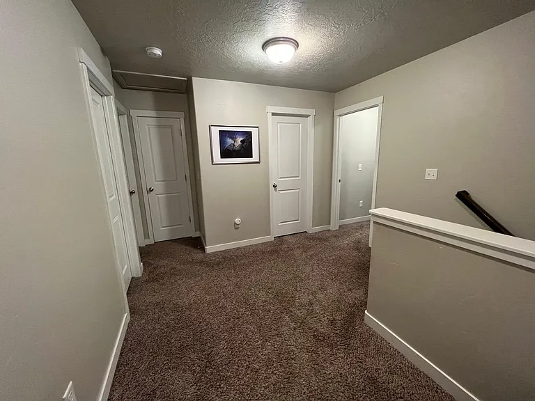 267 E Cordoba Dr — Photo 4