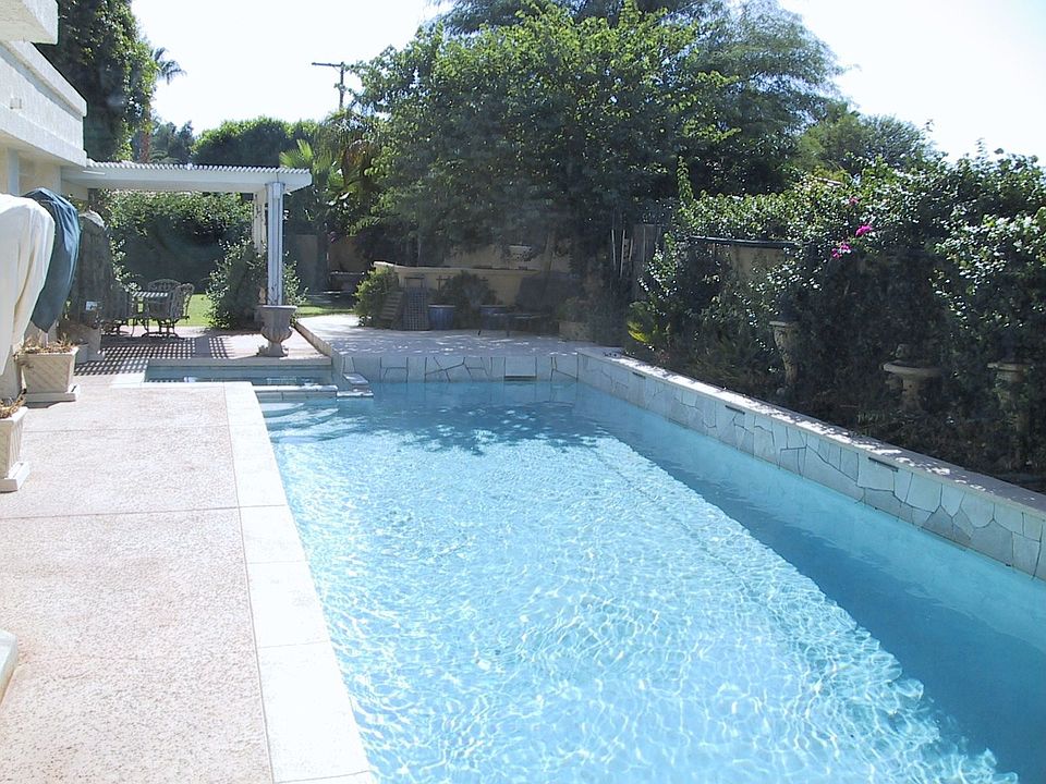 2nd image of 42760 Somerset Way