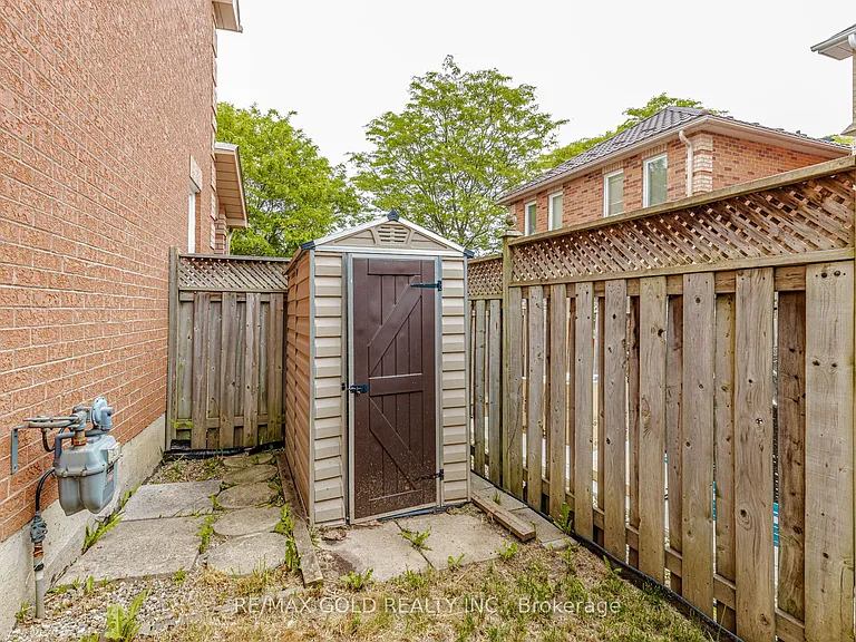 34 White Tail Cres — Photo 26