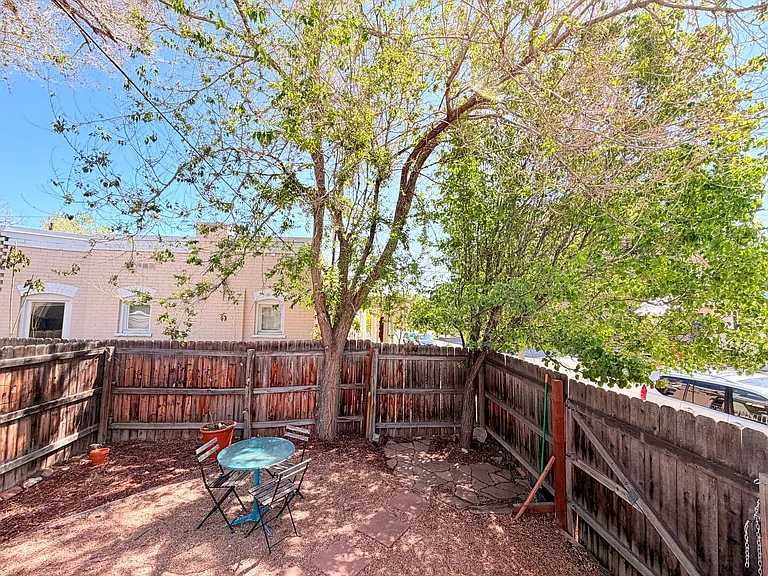 3300 Meade St — Photo 30