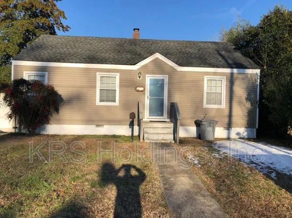 430 Clovelly Ln, Hampton, VA 23669