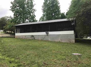 401 Loop Cir, Westminster, SC 29693