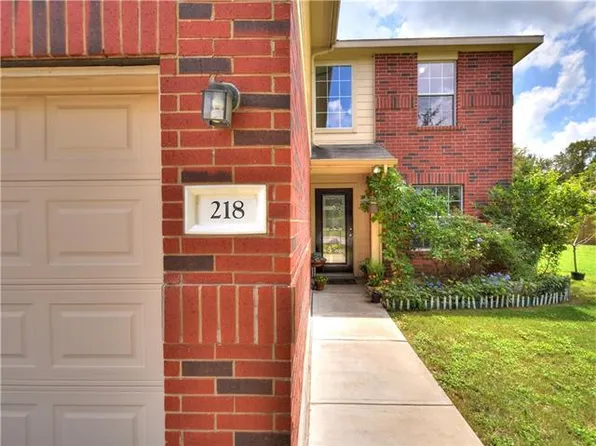 218 Outfitter Dr, Bastrop, TX 78602