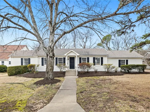 803 N Rush Dr, Fayetteville, AR 72701