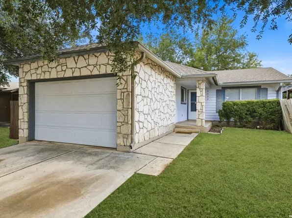 9982 MISTY PLAIN DR, San Antonio, TX 78245