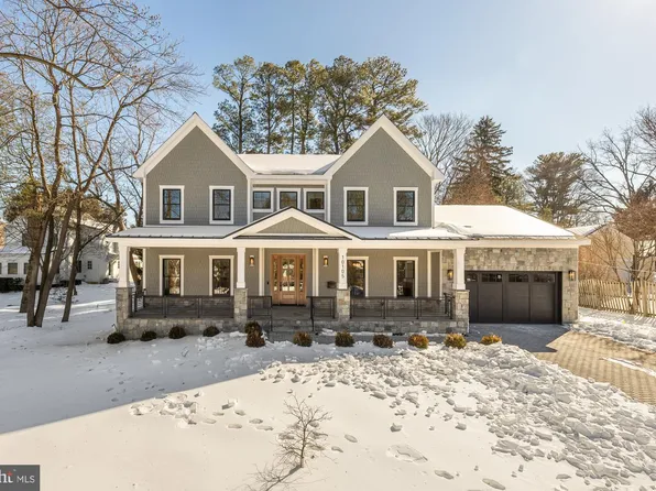 10105 Summit Ave, Kensington, MD 20895