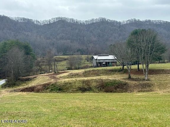 2nd image of 186 Blair Rd